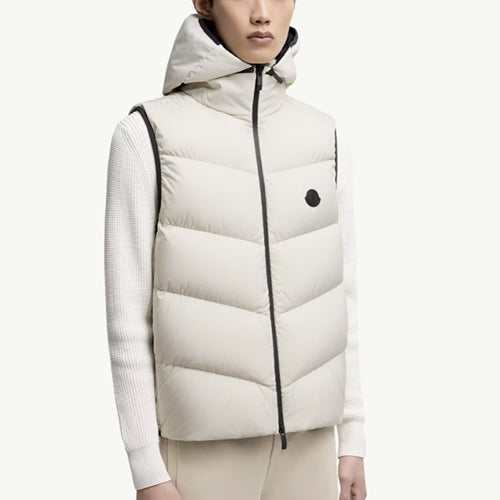 몽클레어 게르삭 다이애그널 퀼티드 후드 패딩 조끼 화이트
