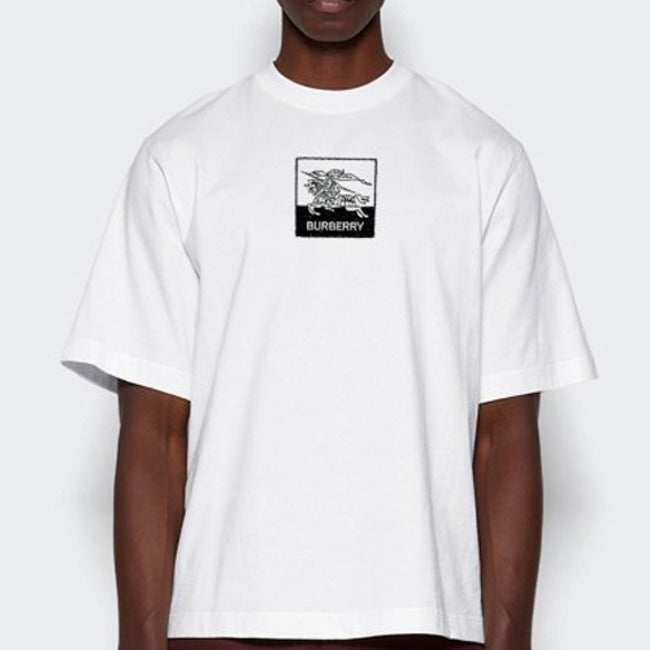 (국내배송, 당일출고) 버버리 스퀘어 기마상 자수 반팔티셔츠 ~2Color~