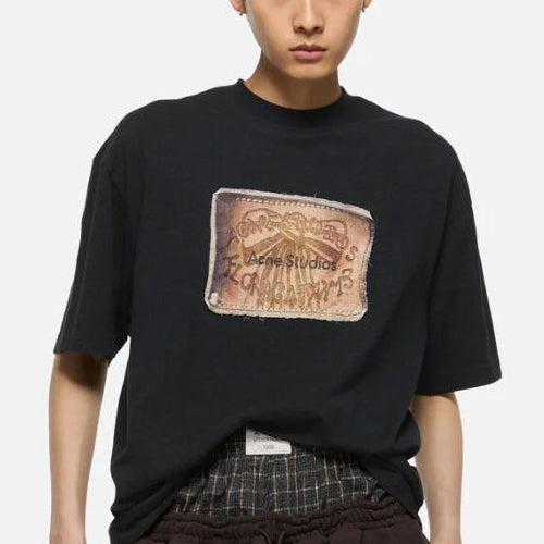 (국내배송) 아크네 패치 프린트 반팔 티셔츠  ~2Color~