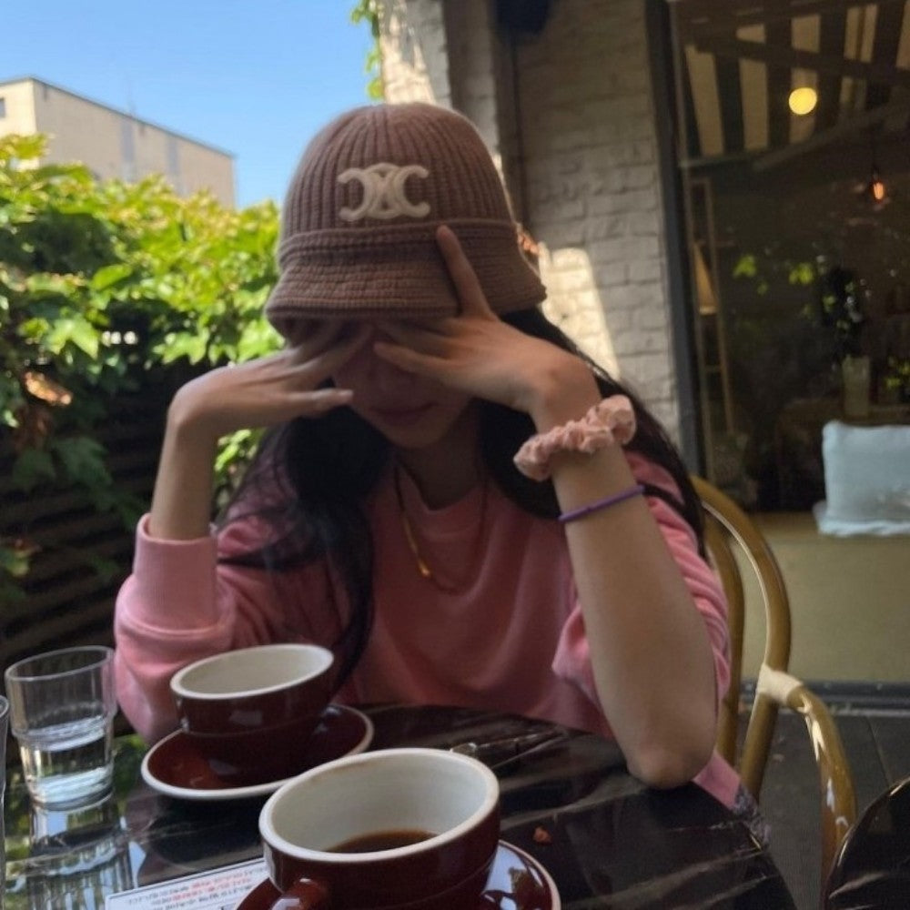 (국내배송)셀린느 트리움페 버킷햇